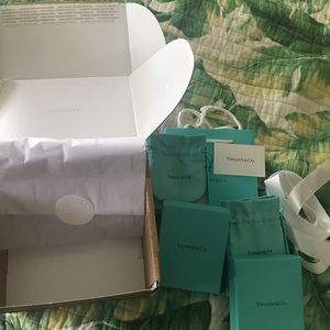 Tiffany & co gifting set